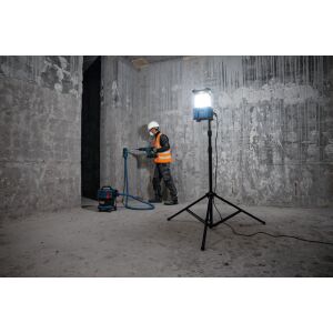 GLA 18VH-7500 cordless construction light + power cable