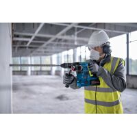 Akku-Bohrhammer mit SDS plus GBH 18V-28 CF, 2 x Akku ProCORE18V 8.0Ah in L-BOXX