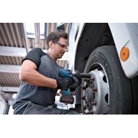 GDS 18V-1050 H cordless impact driver in L-BOXX
