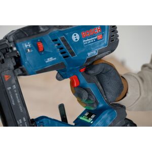 Akku-Holzklammerer GTH 18V-38 M in L-BOXX