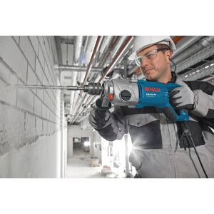 GSB 162-2 RE hammer drill in craftsmans case